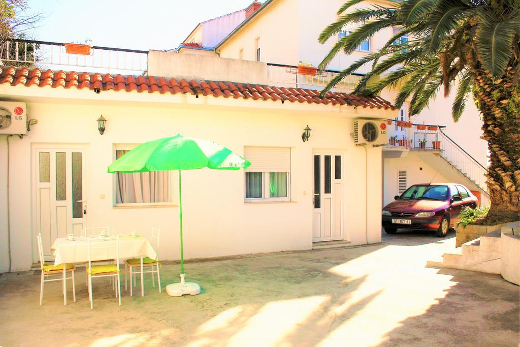 Adria Apartments Stobreč Eksteriør bilde