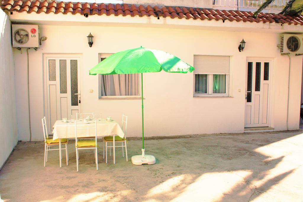 Adria Apartments Stobreč Eksteriør bilde