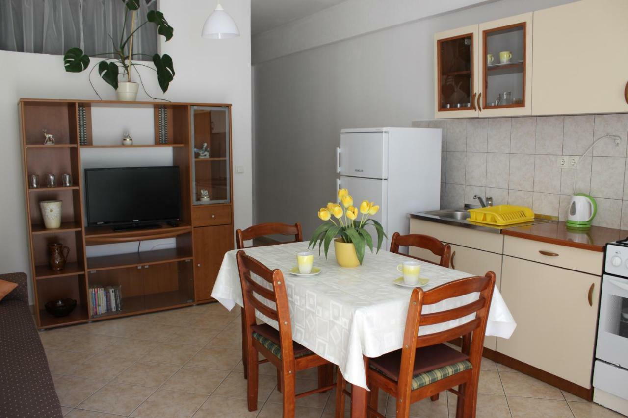 Adria Apartments Stobreč Eksteriør bilde