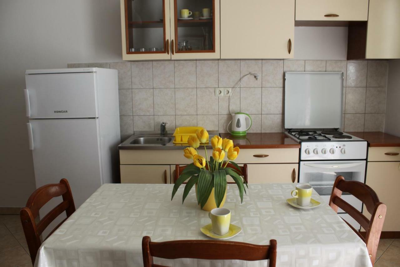 Adria Apartments Stobreč Eksteriør bilde