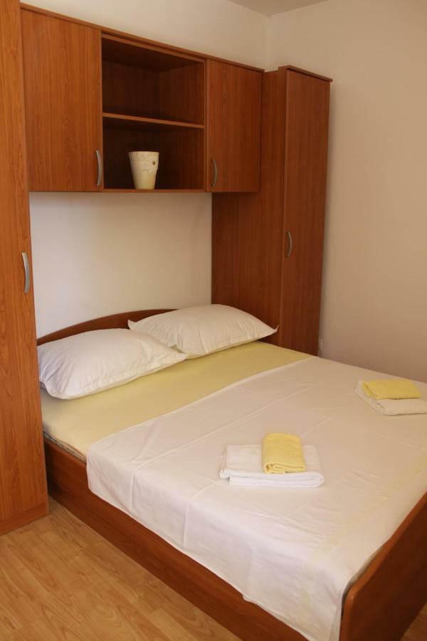 Adria Apartments Stobreč Eksteriør bilde