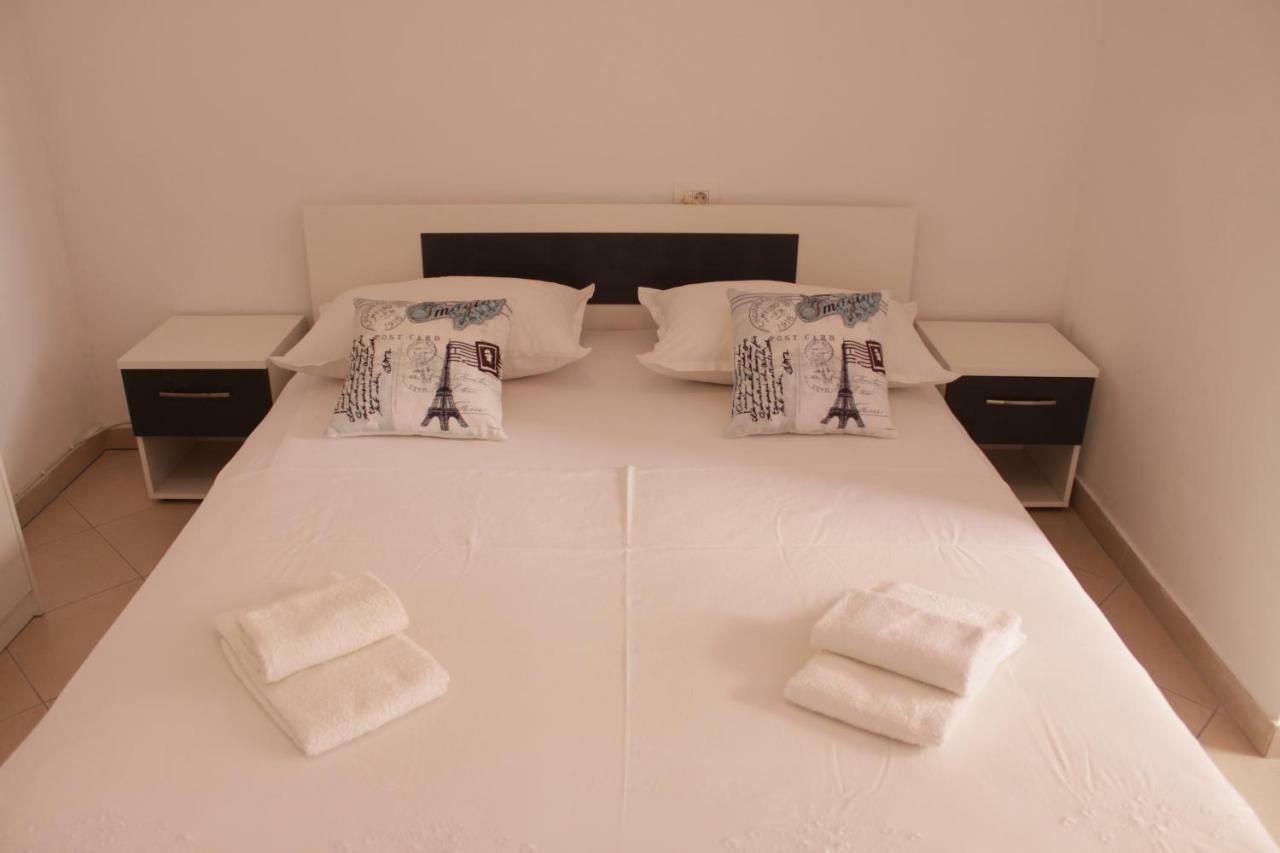 Adria Apartments Stobreč Eksteriør bilde