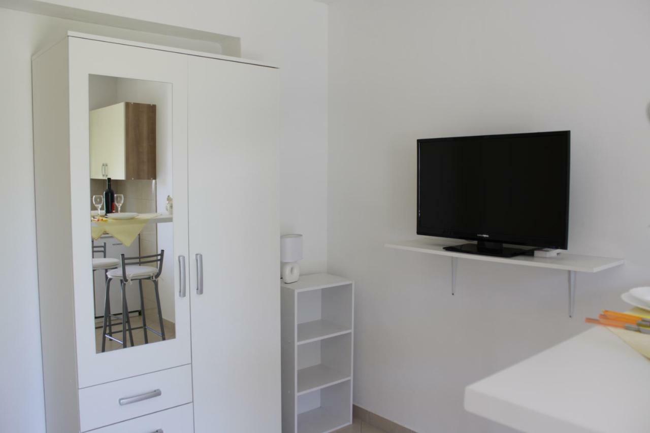 Adria Apartments Stobreč Eksteriør bilde